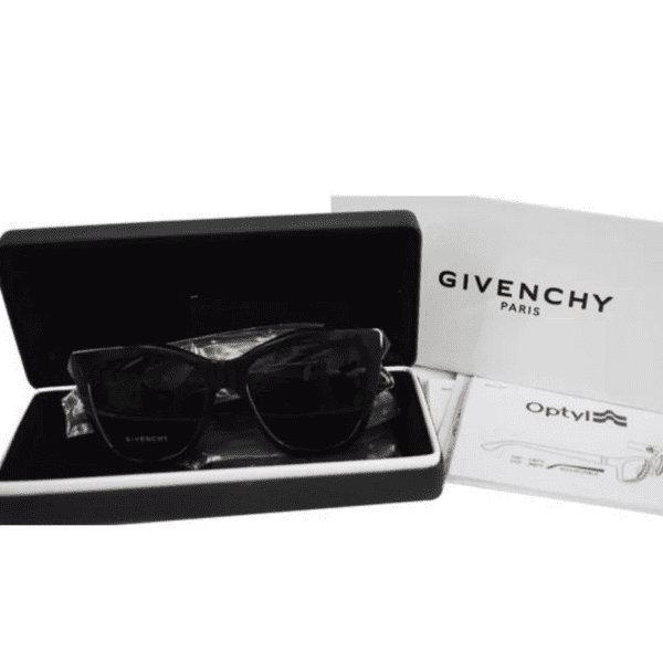 Givenchy GV 7008